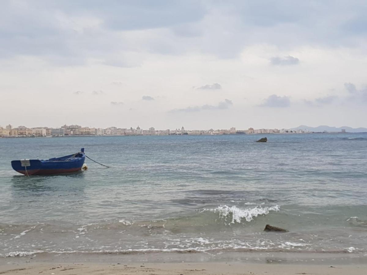 Cj Sea Home Camere تراباني المظهر الخارجي الصورة
